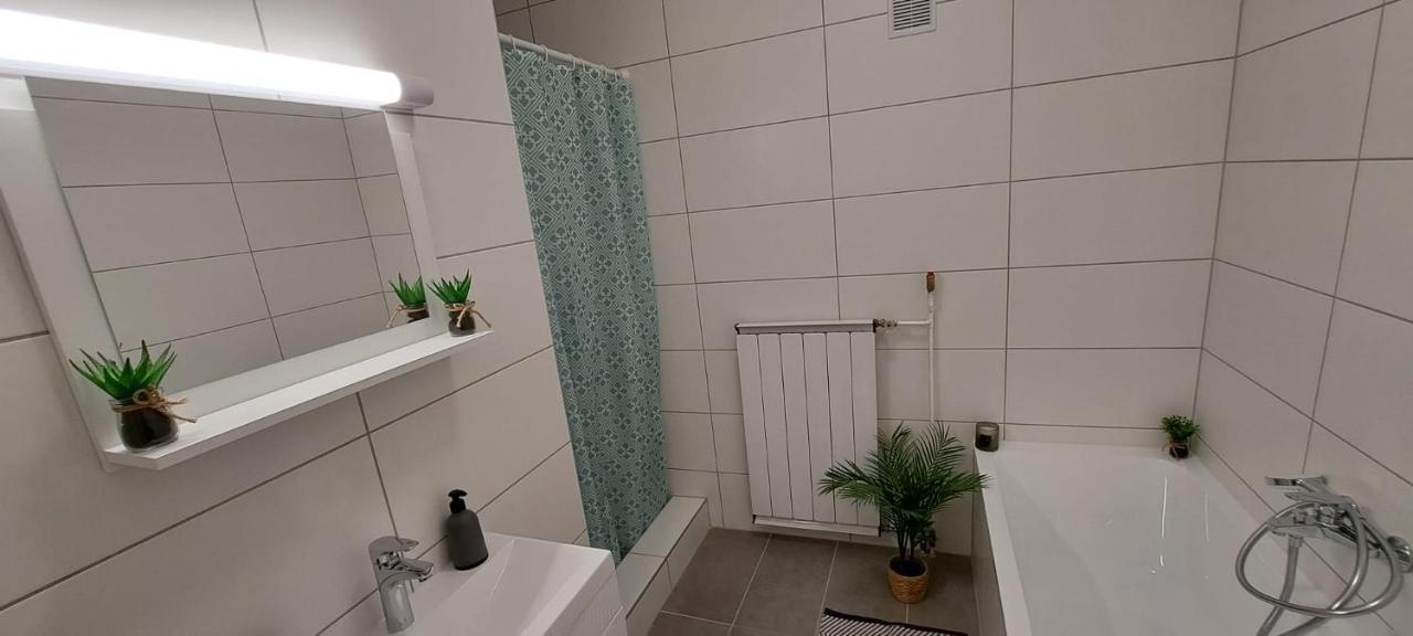 Babi Apartmanhaz Gyenesdiás Esterno foto