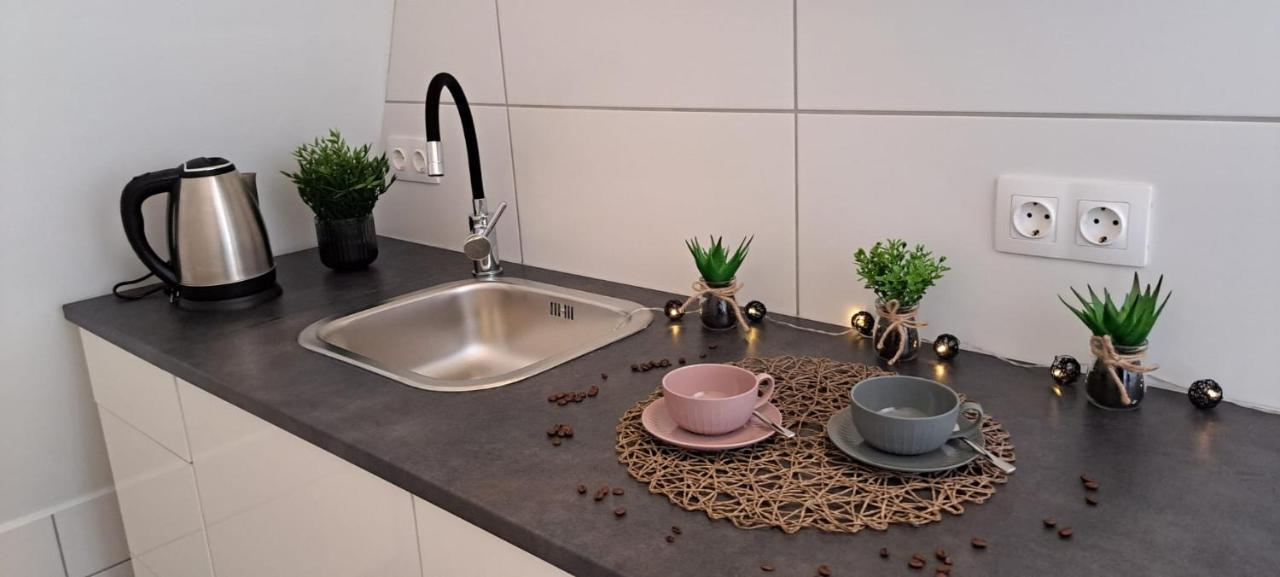 Babi Apartmanhaz Gyenesdiás Esterno foto